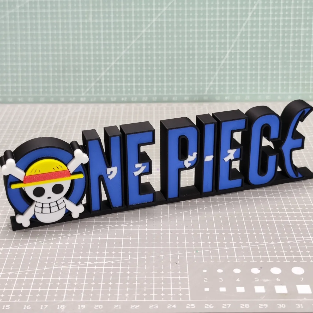 20cm One Piece Logo Figure 3D  – обзор и цена Home Office Romance Manga